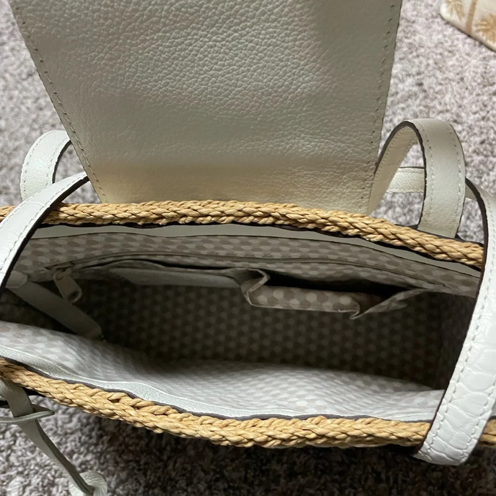 Brighton Straw Shoulder Bag with White Accents - Picture 4 of 9